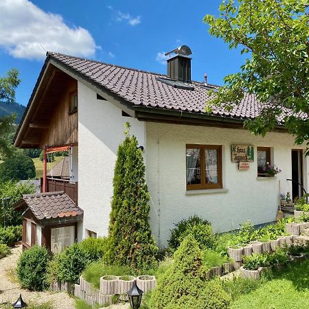 Апартаменты Haus Tanneck Санкт-Блазиен Экстерьер фото